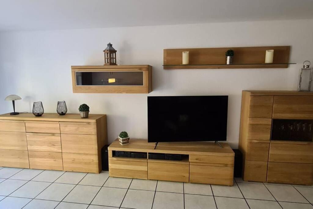 Zentrale Messe/Ferien Whg Mit Garten & Parkplatz Ratingen Exteriör bild