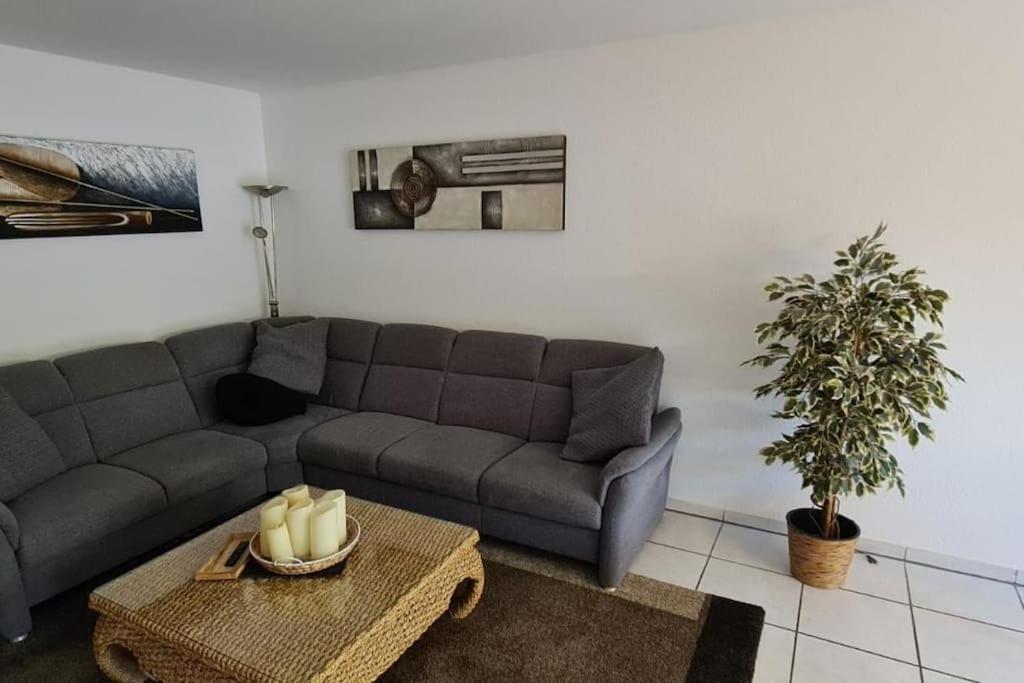 Zentrale Messe/Ferien Whg Mit Garten & Parkplatz Ratingen Exteriör bild
